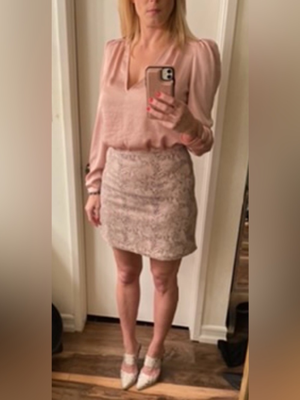 Express Blush Pink V-Neck Long Sleeve Blouse